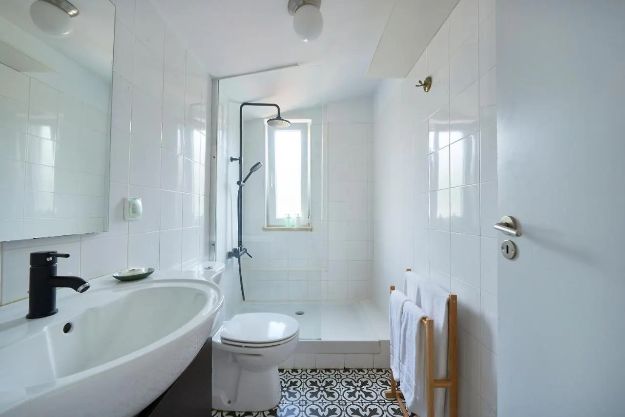 Daire Bright Apt W Balcony, Ac, Parking, By Timecooler Lisboa