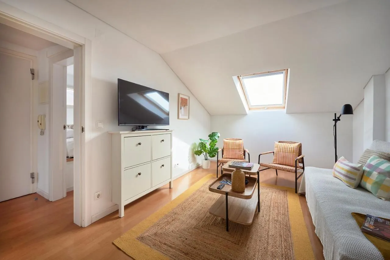 Bright Apt W Balcony, Ac, Parking, By Timecooler Lisboa Portekiz