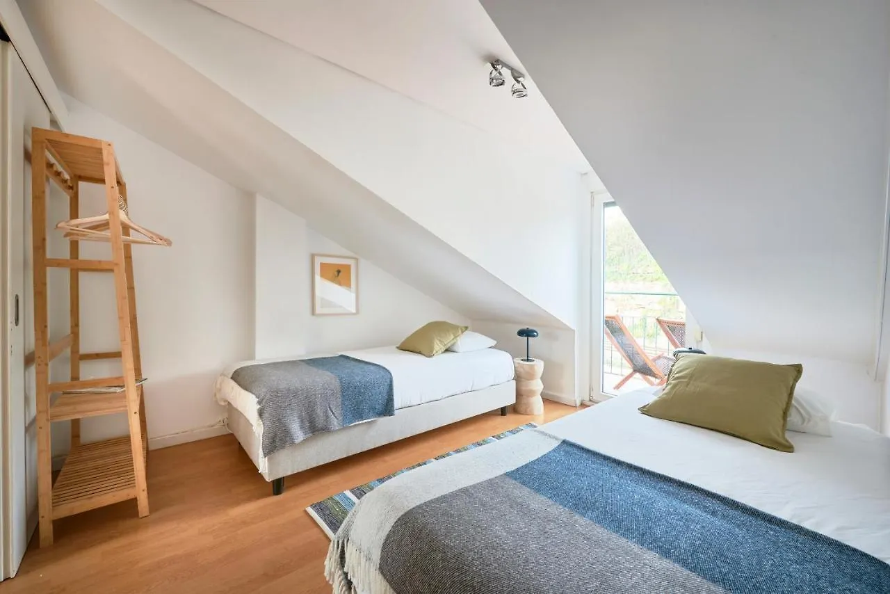 Bright Apt W Balcony, Ac, Parking, By Timecooler Lisboa